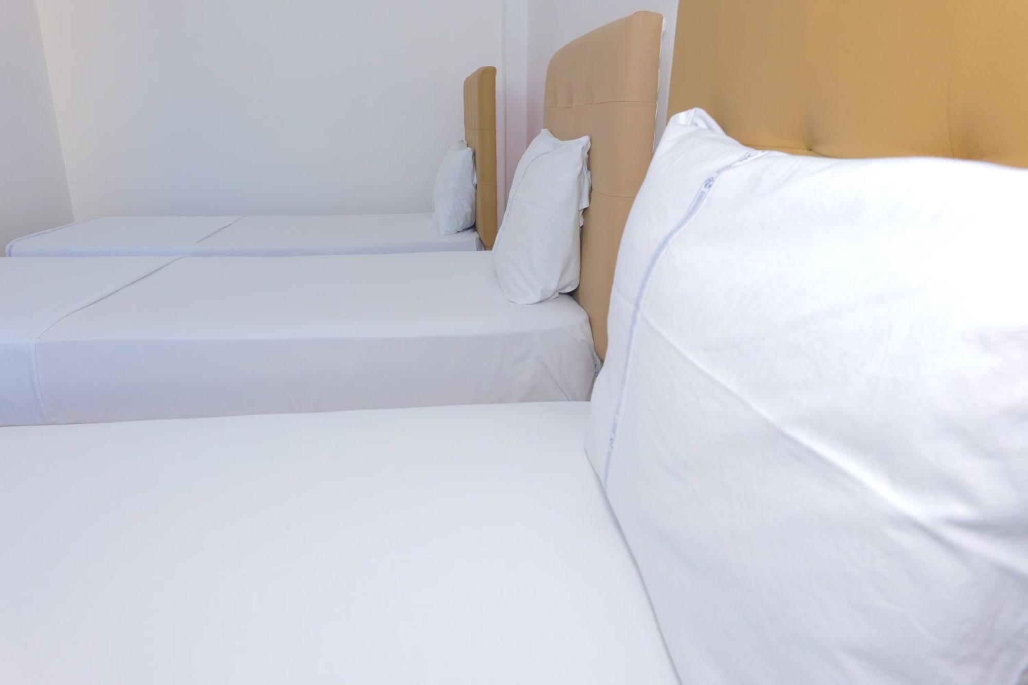 Afa Hotel Durrës Esterno foto